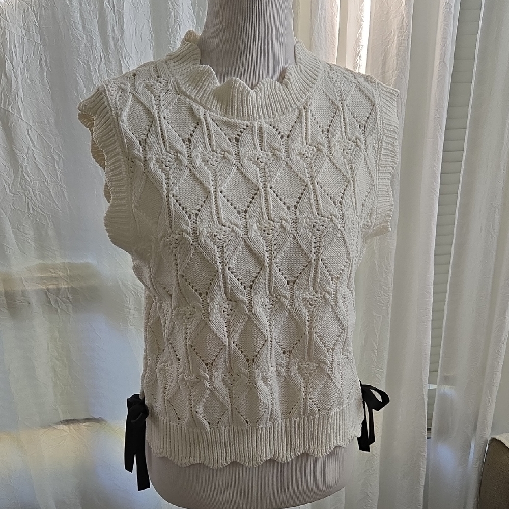 Marc New York Cream Knit Tank Top with Black Accents